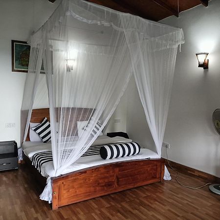 Divine View Homestay Ella Esterno foto