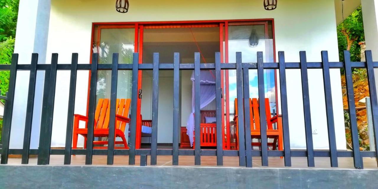 Divine View Homestay Ella Esterno foto